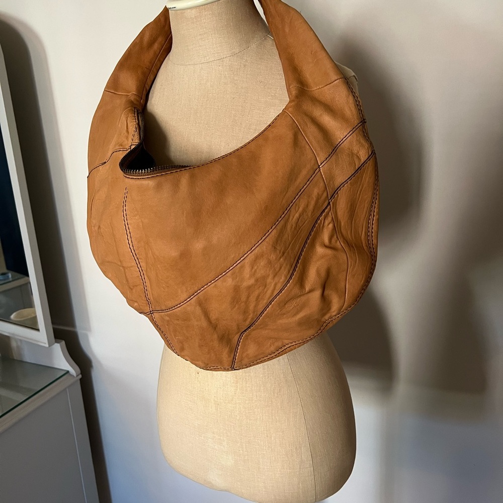 Hobo-style shoulder bag